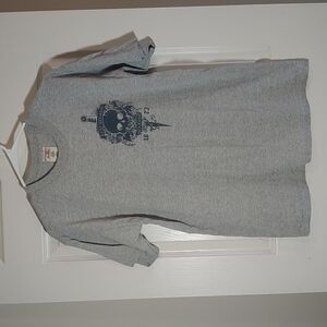 Unisex Levi Strauss Signature Gray Skull T-shirt Size M